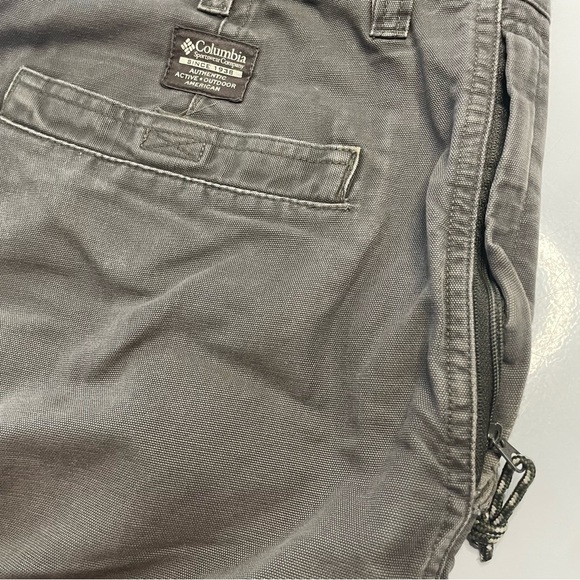 Columbia Sportswear Company 40 X 34 Gray Cargo Pants PRELOVED - Picture 8 of 11